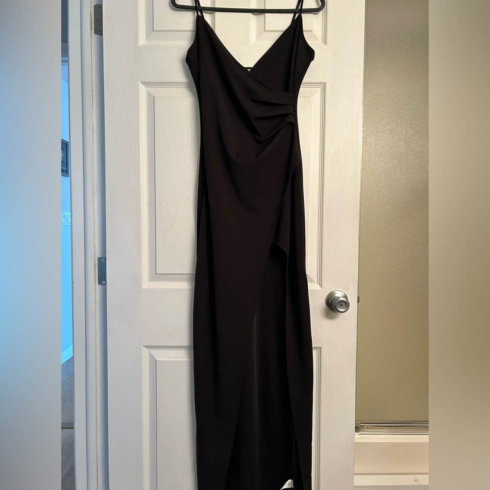 Elegant Black Evening Dress